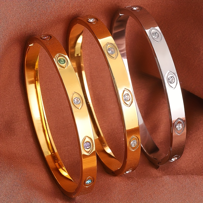 Women's Minimalist Stainless Steel Devil's Eye Bracelet